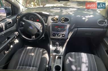 Хетчбек Ford Focus 2011 в  фото 12 Хетчбек Ford Focus 2011 в