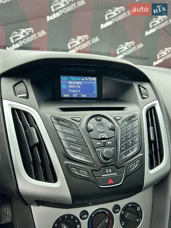 Седан Ford Focus 2013 в Сумах