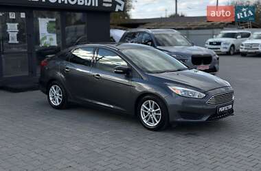 Седан Ford Focus 2016 в  фото 2 Седан Ford Focus 2016 в