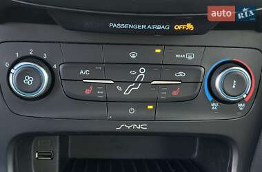 Седан Ford Focus 2016 в  фото 32 Седан Ford Focus 2016 в