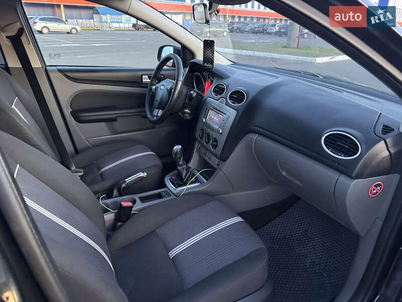 Универсал Ford Focus 2010 в Луцке
