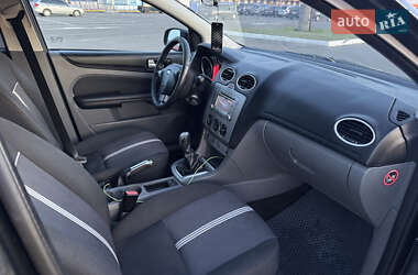Универсал Ford Focus 2010 в 