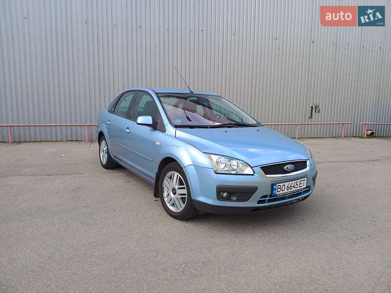 Седан Ford Focus 2005 в 