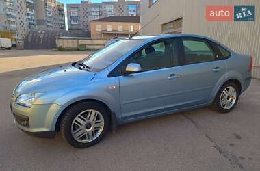 Седан Ford Focus 2005 в 
