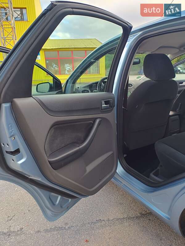 Седан Ford Focus 2005 в Кропивницком