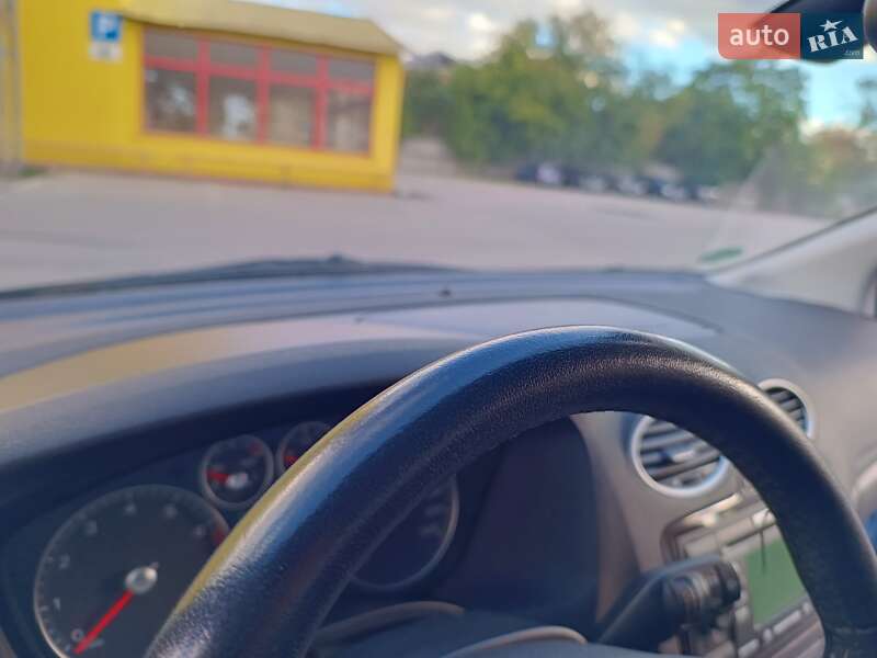 Седан Ford Focus 2005 в Кропивницком