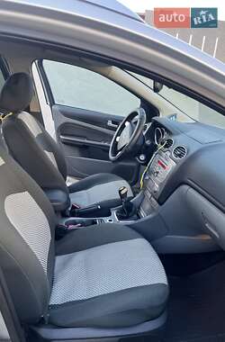 Універсал Ford Focus 2009 в  фото 12 Універсал Ford Focus 2009 в