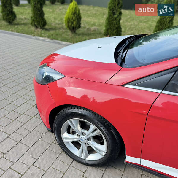 Хэтчбек Ford Focus 2011 в Львове