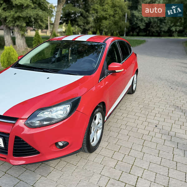Хэтчбек Ford Focus 2011 в Львове