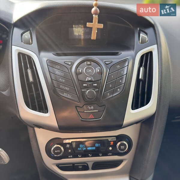 Хэтчбек Ford Focus 2011 в Львове