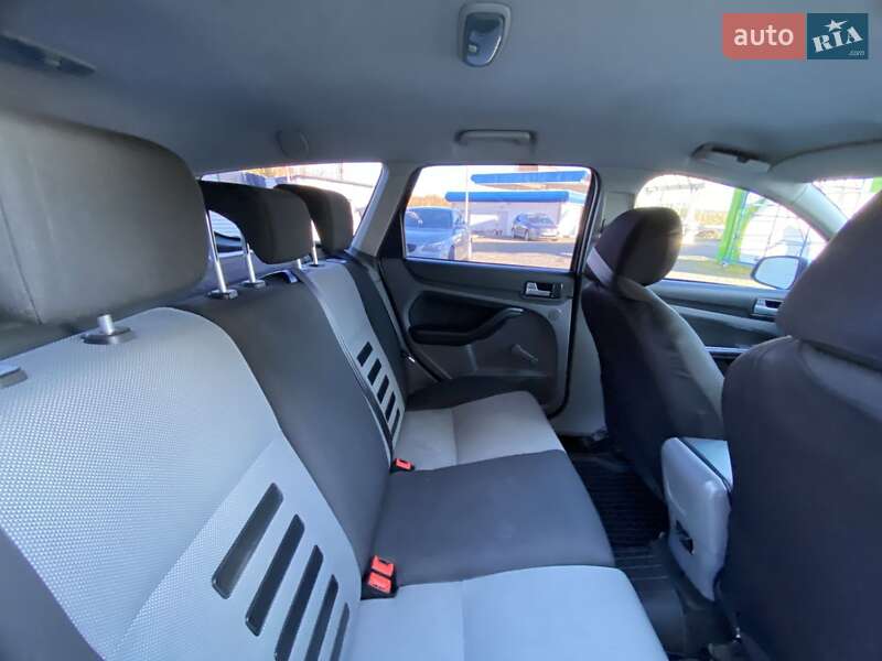 Универсал Ford Focus 2010 в Хмельницком фото 12 Универсал Ford Focus 2010 в Хмельницком