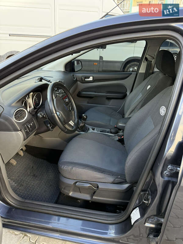 Седан Ford Focus 2010 в Хмельницькому фото 12 Седан Ford Focus 2010 в Хмельницькому