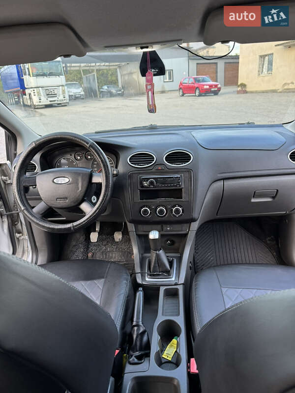 Хэтчбек Ford Focus 2007 в Борщеве фото 20 Хэтчбек Ford Focus 2007 в Борщеве