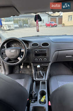 Хетчбек Ford Focus 2007 в 