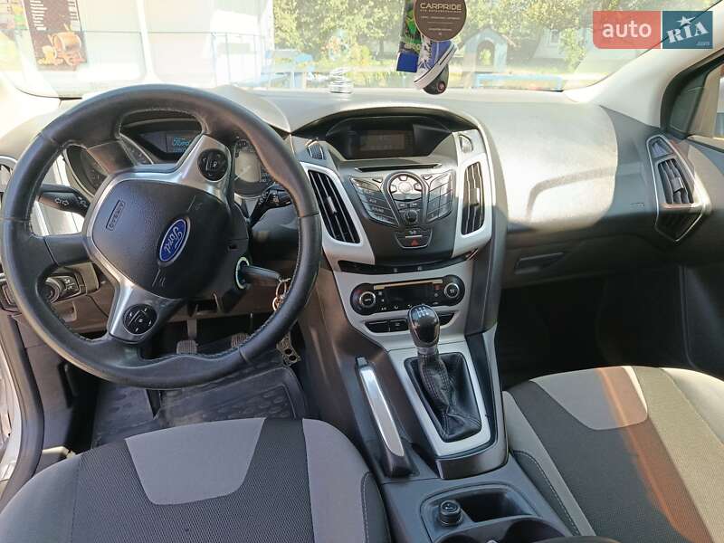 Хетчбек Ford Focus 2013 в Запоріжжі фото 9 Хетчбек Ford Focus 2013 в Запоріжжі