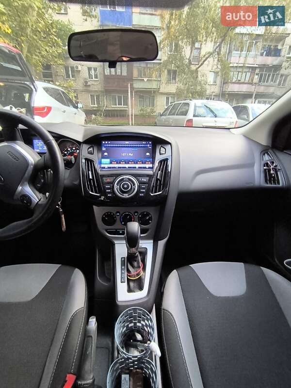 Седан Ford Focus 2014 в Николаеве фото 3 Седан Ford Focus 2014 в Николаеве