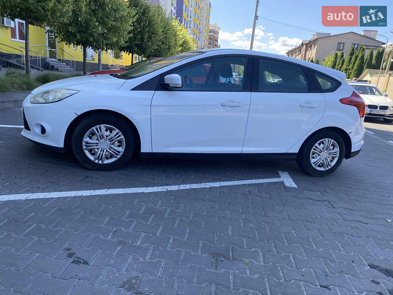 Хетчбек Ford Focus 2012 в Софіївській Борщагівці фото 2 Хетчбек Ford Focus 2012 в Софіївській Борщагівці