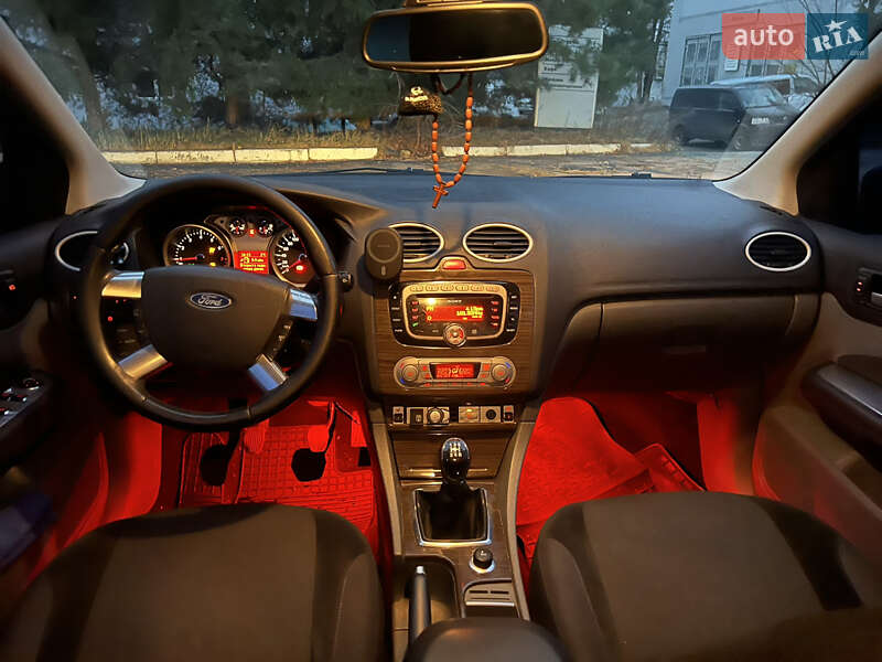 Седан Ford Focus 2008 в Киеве фото 20 Седан Ford Focus 2008 в Киеве