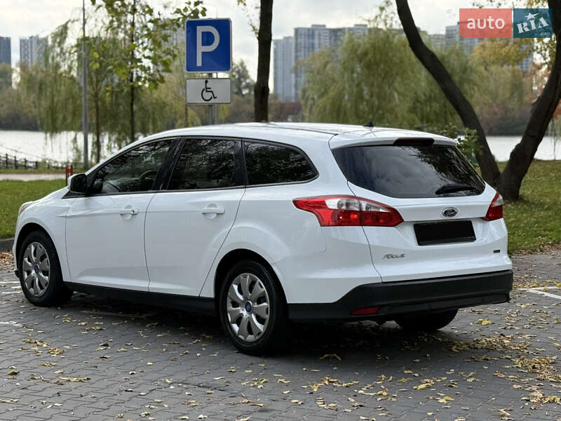 Универсал Ford Focus 2013 в Киеве фото 13 Универсал Ford Focus 2013 в Киеве