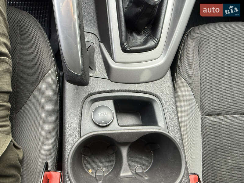 Универсал Ford Focus 2013 в Киеве фото 28 Универсал Ford Focus 2013 в Киеве