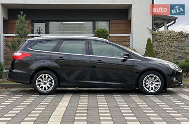 Універсал Ford Focus 2013 в  фото 40 Універсал Ford Focus 2013 в