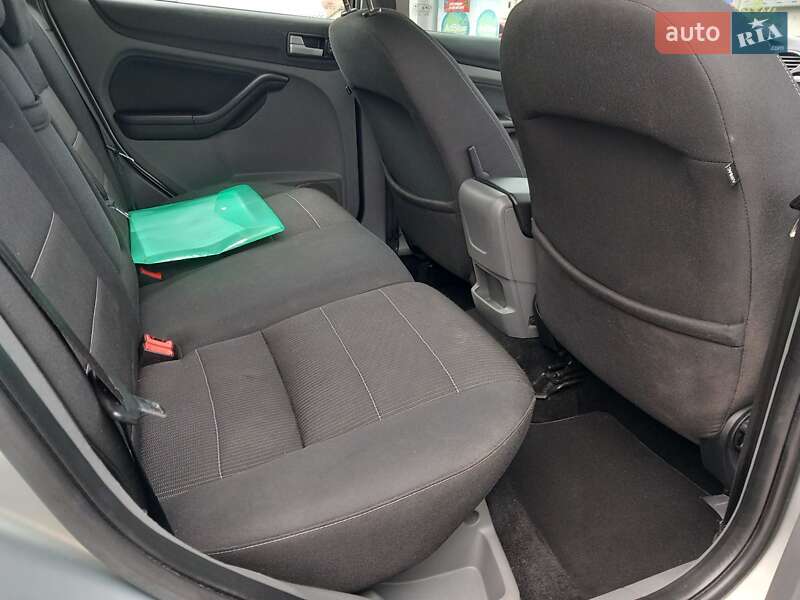 Универсал Ford Focus 2009 в Городке фото 23 Универсал Ford Focus 2009 в Городке