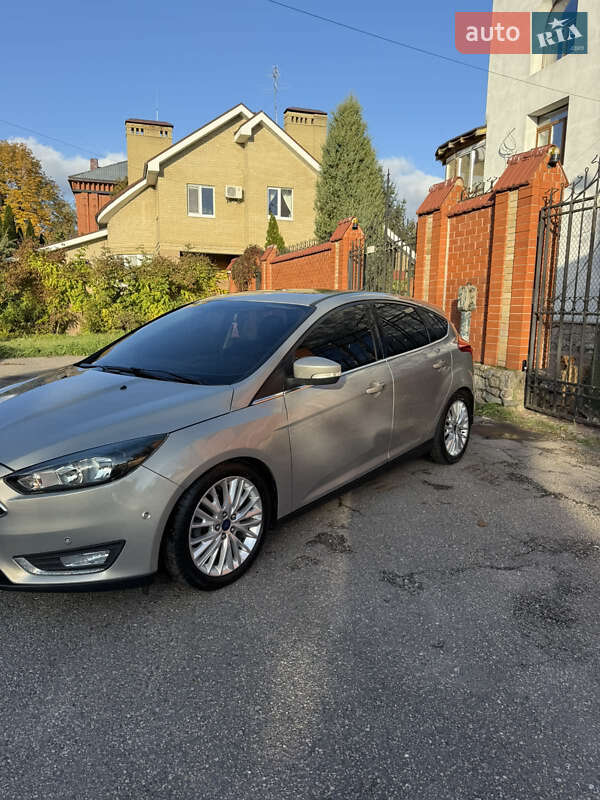 Хэтчбек Ford Focus 2015 в Харькове фото 2 Хэтчбек Ford Focus 2015 в Харькове