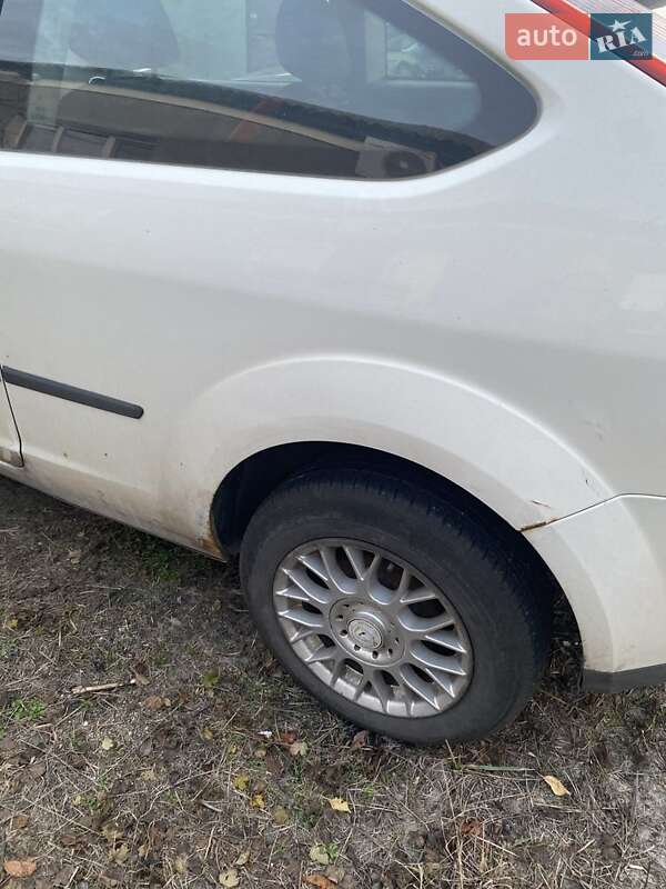 Универсал Ford Focus 2006 в Змиеве фото 4 Универсал Ford Focus 2006 в Змиеве