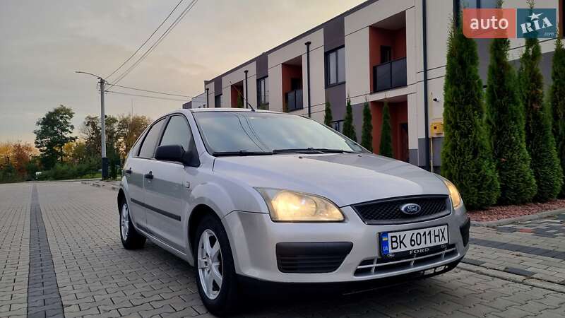 Хетчбек Ford Focus 2005 в Луцьку фото 4 Хетчбек Ford Focus 2005 в Луцьку