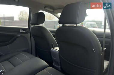 Хетчбек Ford Focus 2009 в  фото 44 Хетчбек Ford Focus 2009 в