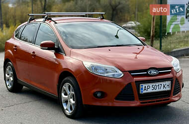 Хетчбек Ford Focus 2011 в 