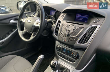 Універсал Ford Focus 2012 в  фото 35 Універсал Ford Focus 2012 в