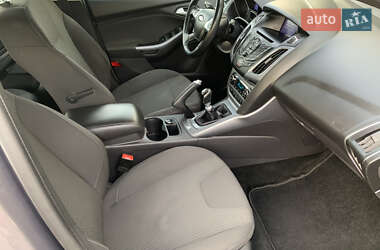 Універсал Ford Focus 2012 в  фото 41 Універсал Ford Focus 2012 в