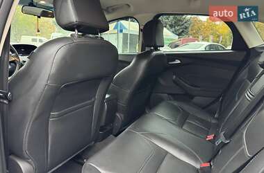 Седан Ford Focus 2016 в 