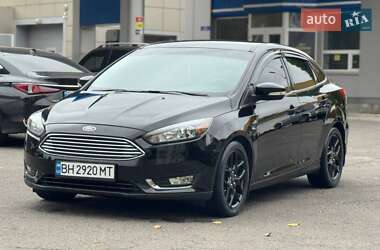 Седан Ford Focus 2016 в 