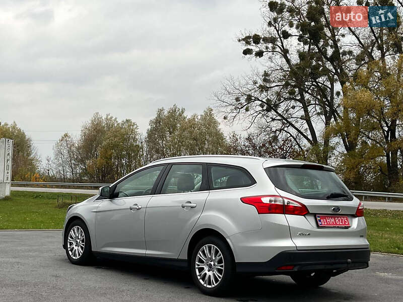 Універсал Ford Focus 2013 в Звягелі