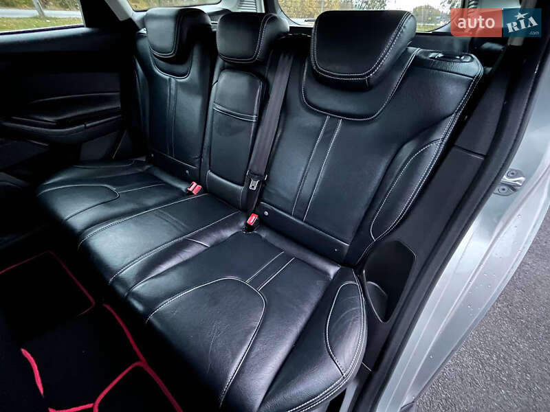 Універсал Ford Focus 2013 в Звягелі