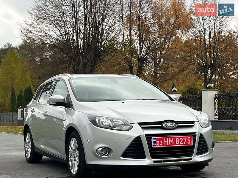 Універсал Ford Focus 2013 в Звягелі