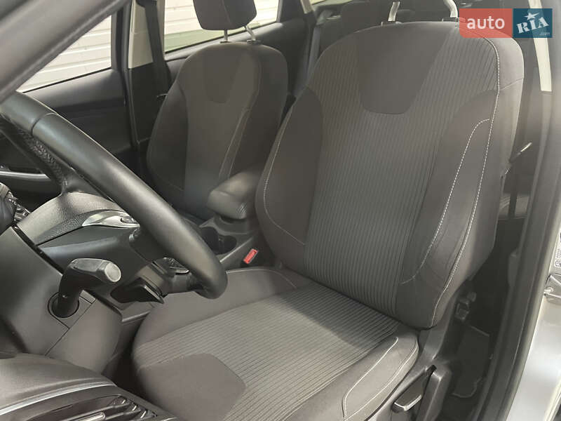 Універсал Ford Focus 2012 в Стрию фото 38 Універсал Ford Focus 2012 в Стрию