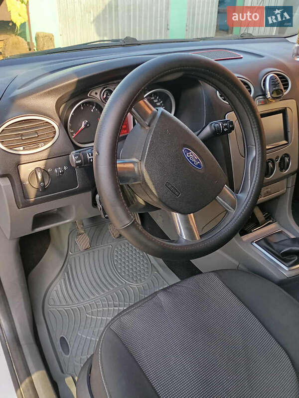 Універсал Ford Focus 2008 в Черкасах