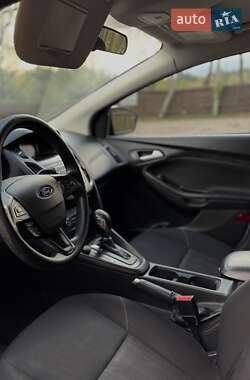 Седан Ford Focus 2018 в  фото 14 Седан Ford Focus 2018 в