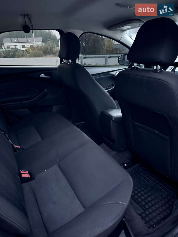 Седан Ford Focus 2015 в Виннице