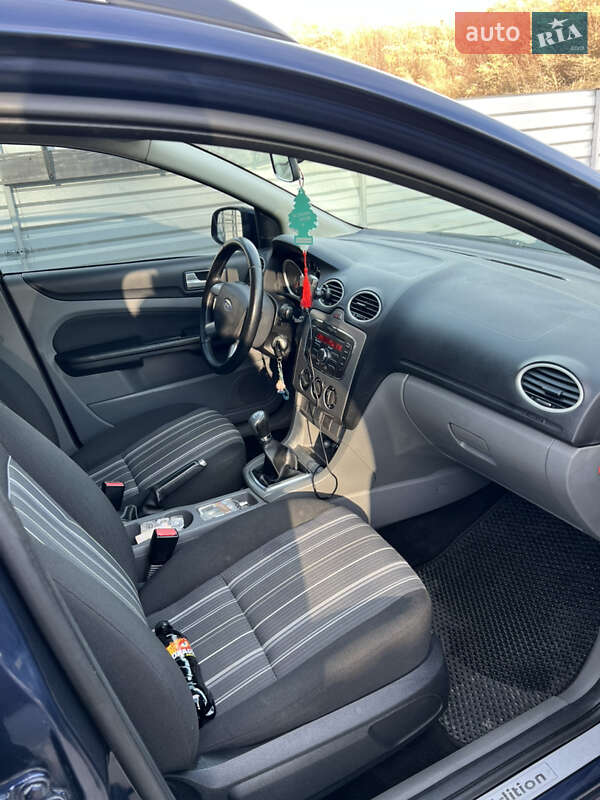 Універсал Ford Focus 2010 в Бориславі