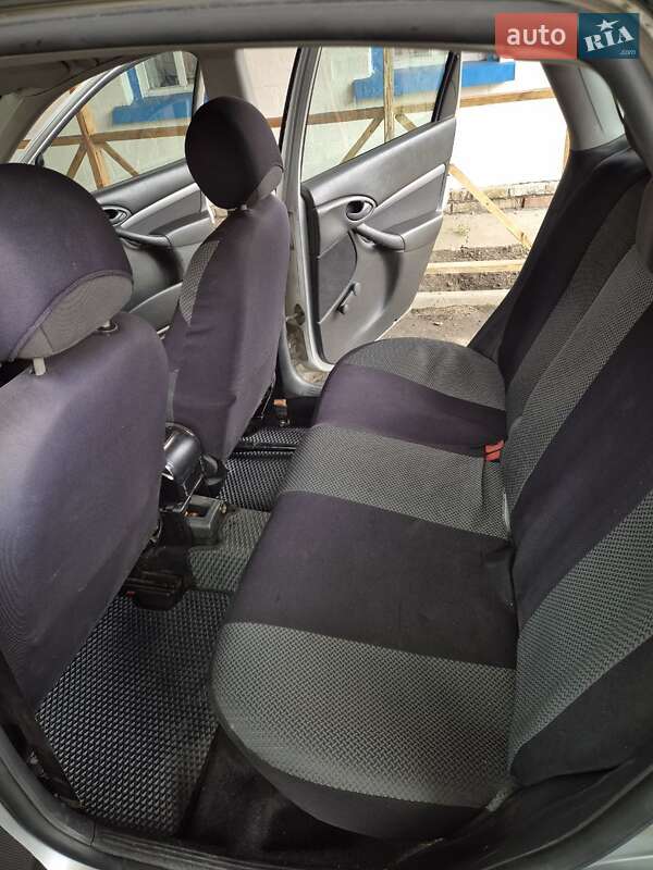 Хетчбек Ford Focus 2003 в Золотоноші фото 8 Хетчбек Ford Focus 2003 в Золотоноші