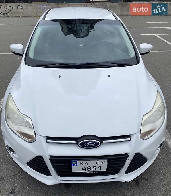 Седан Ford Focus 2013 в Киеве фото 3 Седан Ford Focus 2013 в Киеве