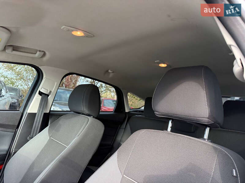 Хэтчбек Ford Focus 2012 в Коломые фото 17 Хэтчбек Ford Focus 2012 в Коломые
