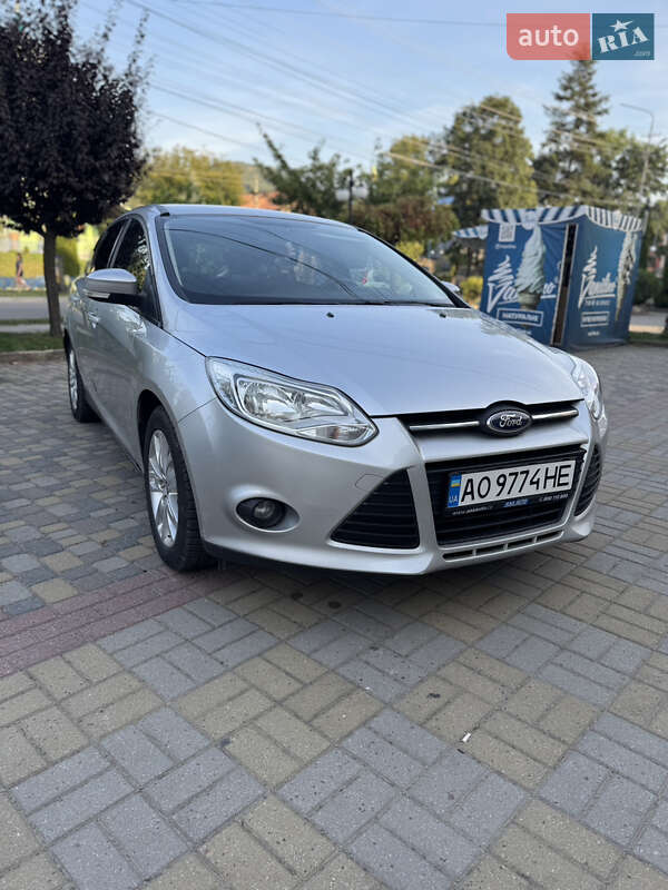Ford Focus 2011