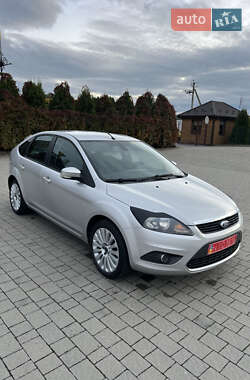 Хетчбек Ford Focus 2009 в  фото 23 Хетчбек Ford Focus 2009 в