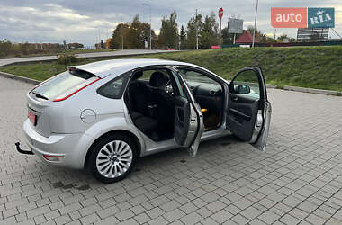 Хетчбек Ford Focus 2009 в  фото 38 Хетчбек Ford Focus 2009 в