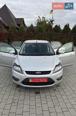 Хетчбек Ford Focus 2009 в  фото 42 Хетчбек Ford Focus 2009 в